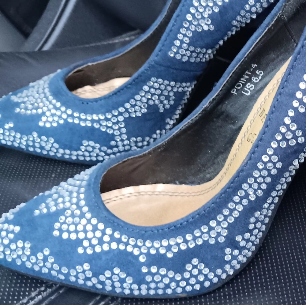 RHINESTONE JEAN PUMPS